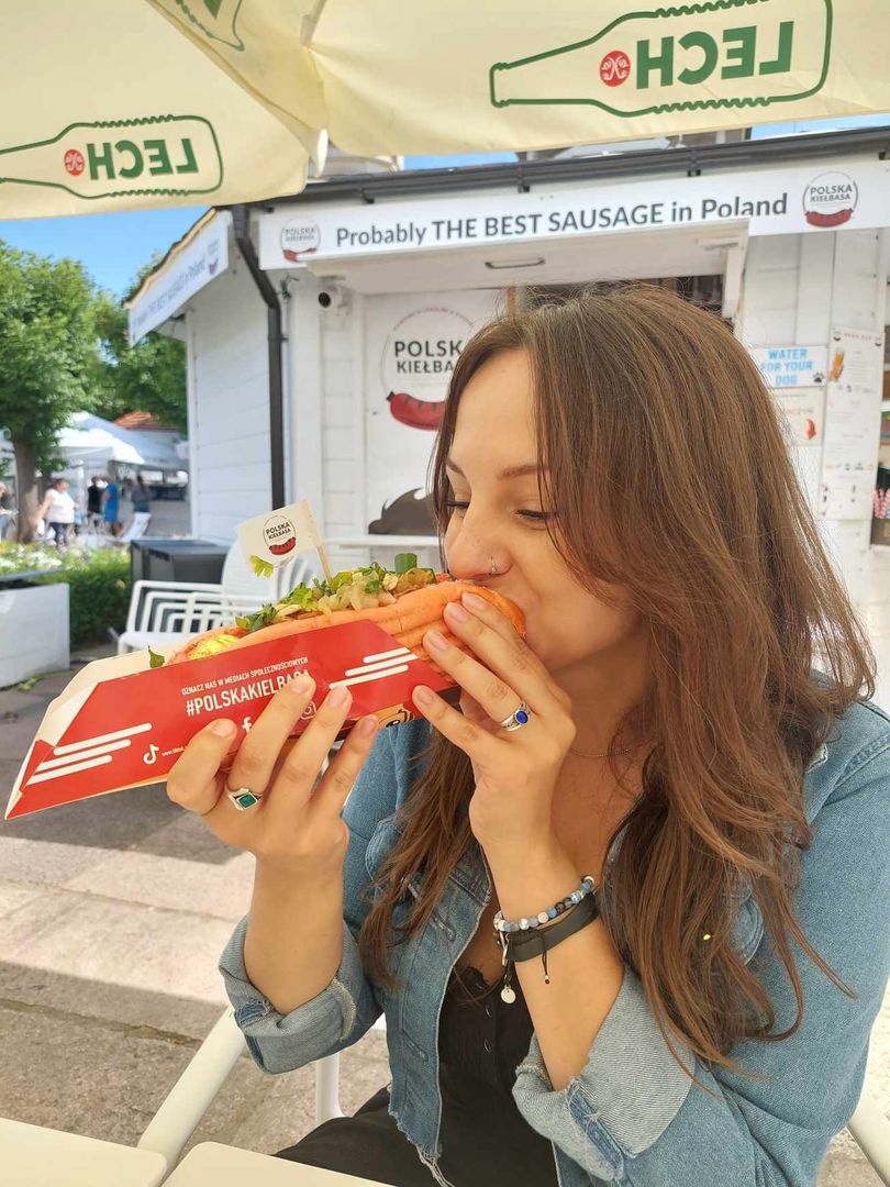 W smaku hot dog był raczej przeciętny 