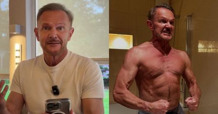Cezary Pazura PRĘŻY GOŁĄ KLATĘ z okazji 64. urodzin (FOTO)