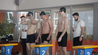 Kielce: Rozpoczęły się mistrzostwa w pływaniu. Wystartowało blisko 150 osób