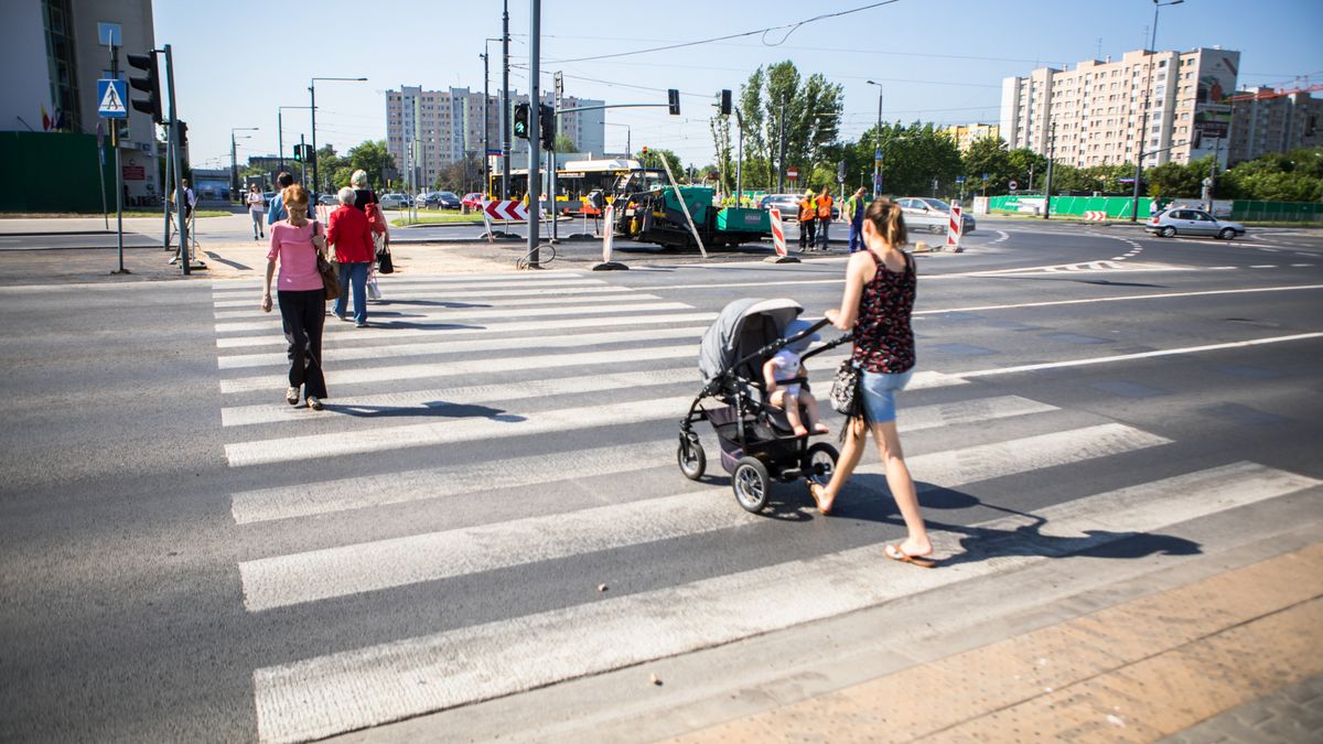 Plany pierwszeństwa dla pieszych budzą sporo kontrowersji.