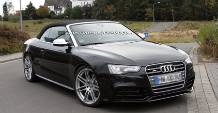Audi RS5 Cabriolet wyszpiegowane po raz pierwszy
