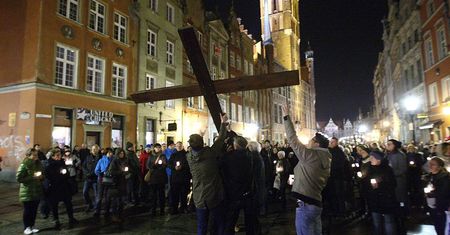 Wielkanoc 2020 a koronawirus. Watykan wydał zalecenia. Święta będą inne niż zawsze