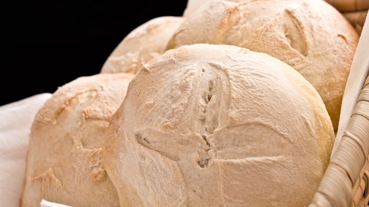 Dawniej wypiekano i zanoszono na cmentarz