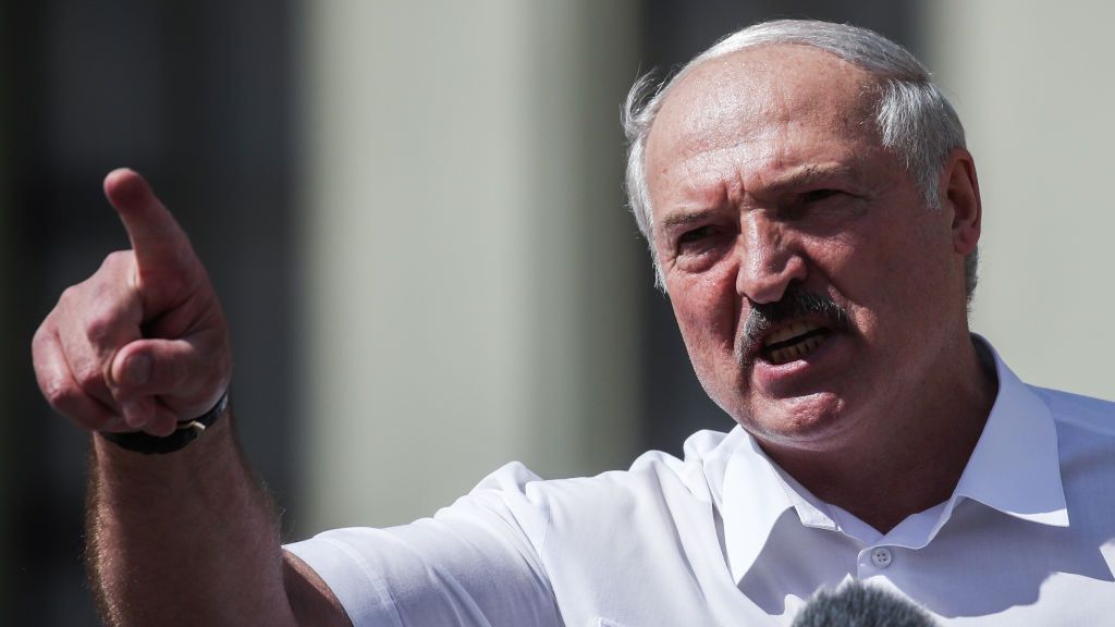 Aleksander Łukaszenka straszy Polskę i Litwę sankcjami