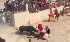Dramat Francuza w Hiszpanii. Turysta zmierzył się z bykiem