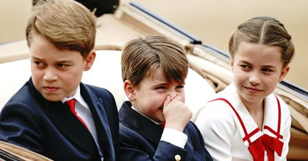 Charlotte, George i Louis na królewskiej paradzie. Jak zawsze kradną show