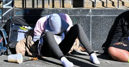 "Jego zachowanie było irracjonalne". Nastolatek pod wpływem fentanylu
