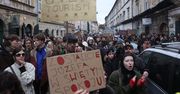 Kraków: Zakon oddaje kamienicę pod hotel na Kazimierzu. Krakowianie protestują. Miasto obiecuje bezpłatną pomoc prawną dla mieszkańców