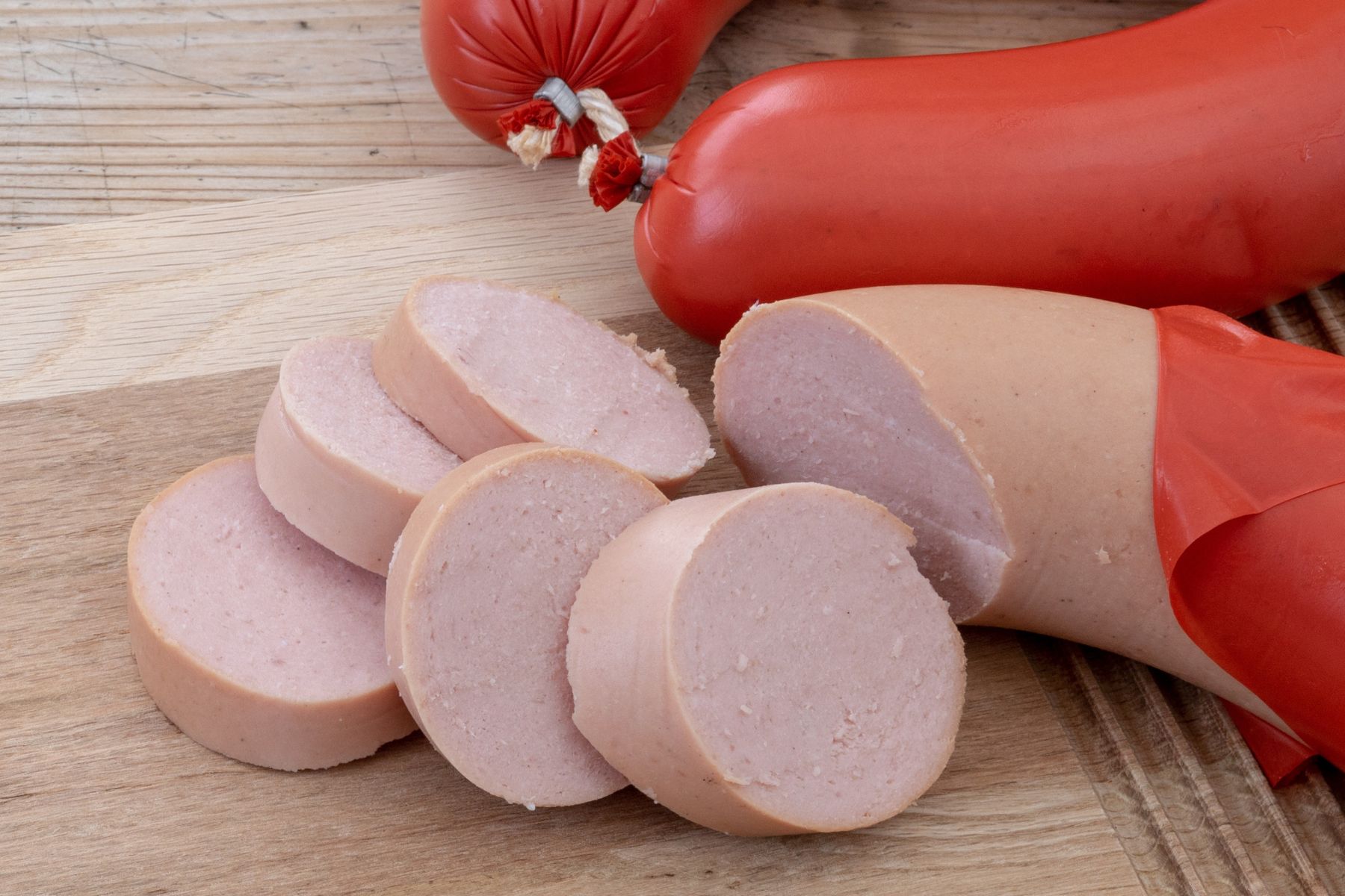 Szwedzi jedzą na kilogramy tak jak Polacy parówki. Najlepiej smakuje na ciepło