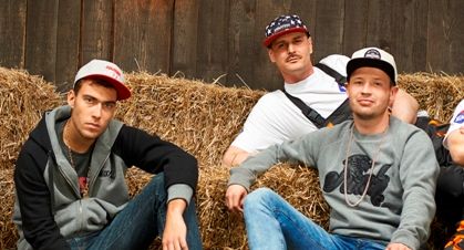 Spot Atlasa z Jerzym Janowiczem to odważna riposta z potencjałem viralowym