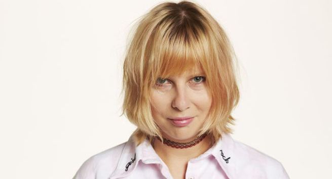 Karolina Sulej odpowiada za dział Styl w magazynie „Wysokie Obcasy Extra”