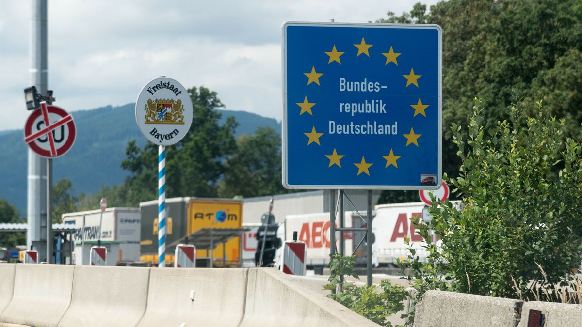 Reporter archiwum 2023 11
16.07.2023 Niemcy Bawaria Bad Reichenhall Drogowe przejscie graniczne miedzy Austria a Niemcami  w Walserberg i Bad Reichenhall
Fot. Wojciech Strozyk/REPORTER *** Local Caption ***
Wojciech Strozyk/REPORTER