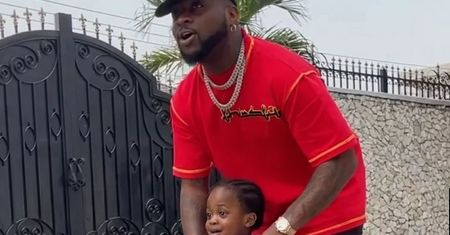 Tragedia nigeryjskiego piosenkarza. Jego trzyletni syn Davido nie żyje
