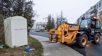 Nielegalne kontenery znikają z poznańskich ulic – przestrzeń miejska odzyskuje porządek