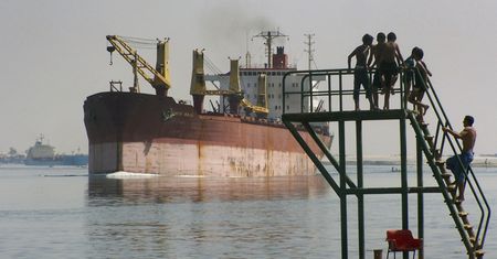 Kryzys na ważnym szlaku handlowym. Kanał Panamski wysycha