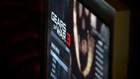 Te gnojki już grają w Gears of War 3! 1