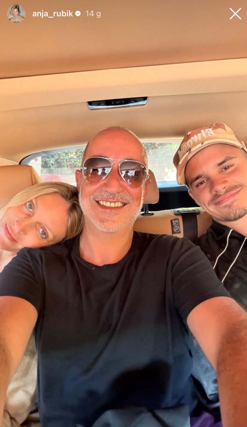 Anja Rubik chwali się fotką z Brooklynem Beckhamem