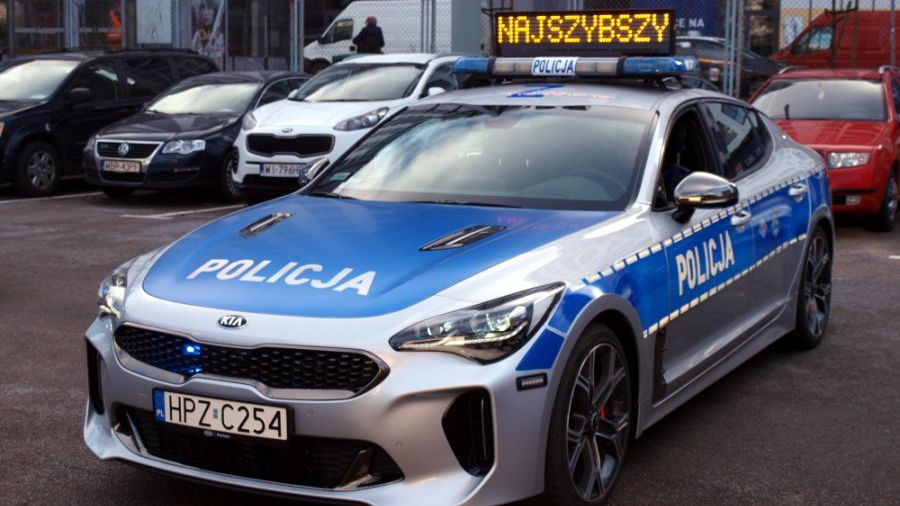 Z tym radiowozem może równać się niewiele aut na polskich drogach