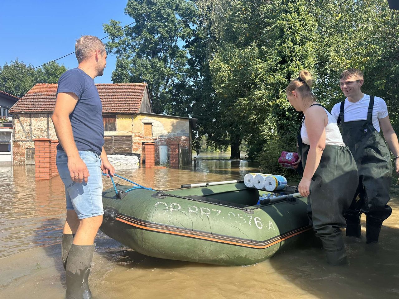 Walka z żywiołem w Ścinawie pod Oławą