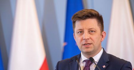 Szczepienia na COVID. Dworczyk zapowiedział loterię. Wymienił, co można wygrać