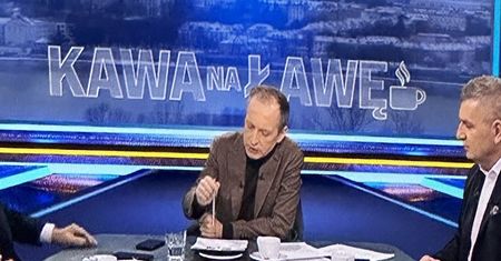 Zniknęły ze stołu. Prowadzący "Kawę na ławę" zabrał głos