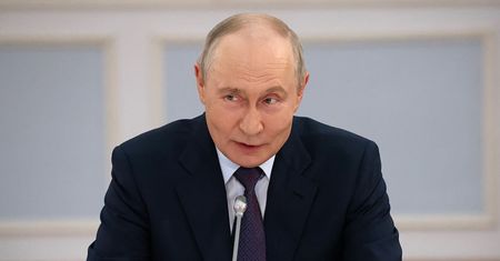 Media: Rosyjskie dacze jak "konie trojańskie". Alert w NATO