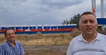 Rosjanie twierdzą, że "prosili ich o to miejscowi". Pokazali zdjęcia