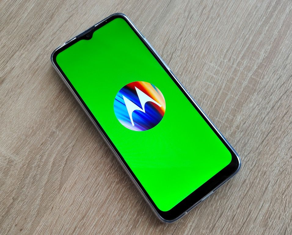 Motorola Moto G8 Power Lite pokazuje, że duża bateria i poręczna obudowa mogą iść w parze [pierwsze wrażenia] 25