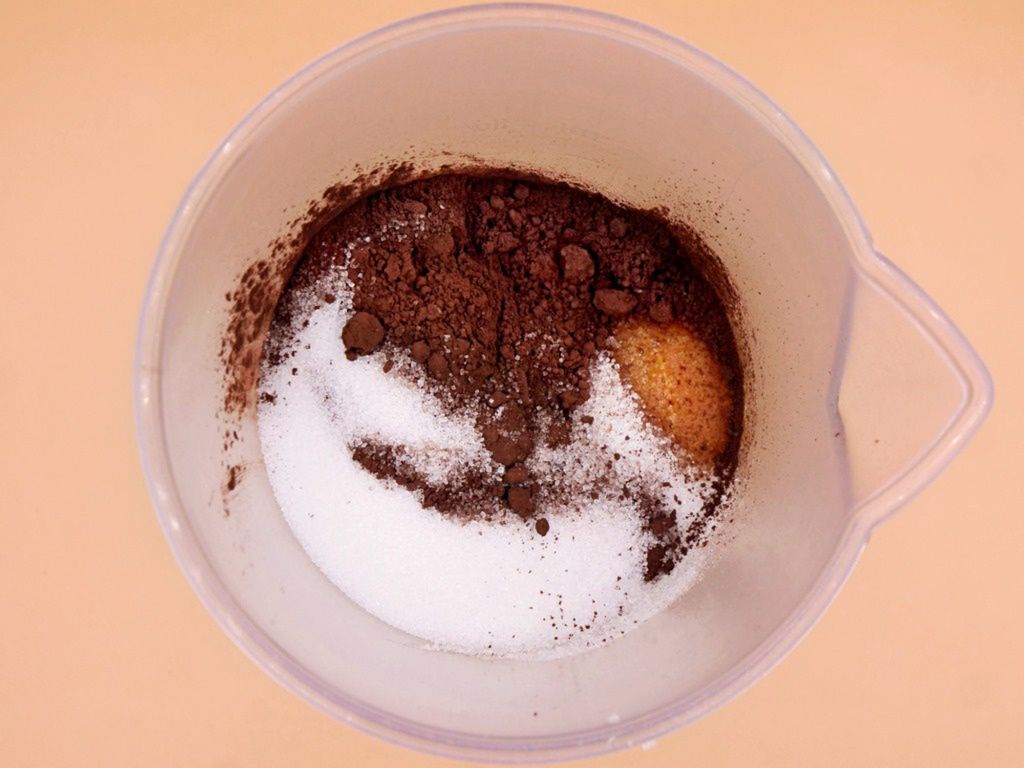 brownie z fasoli i daktyli 4