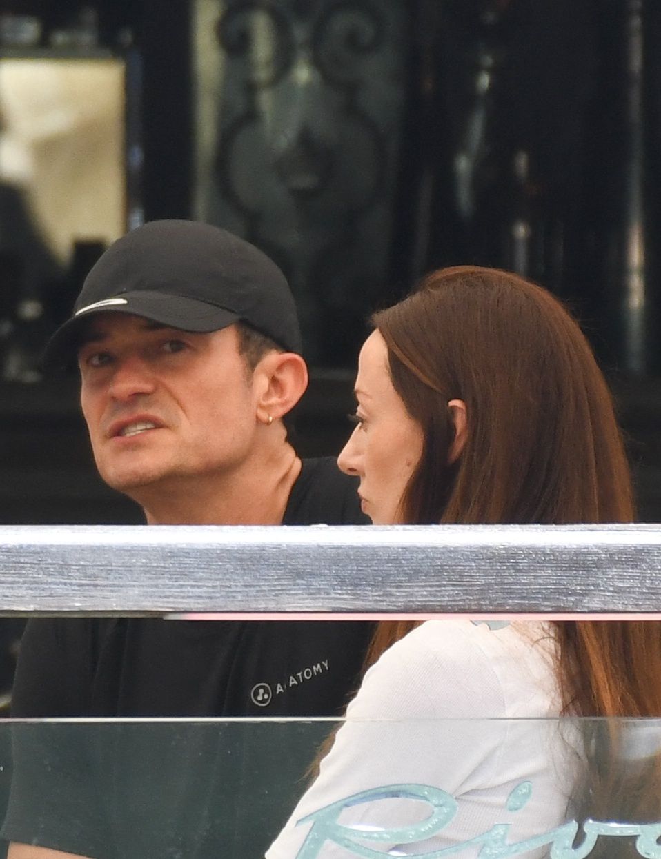 Orlando Bloom na kawce z tajemniczą nieznajomą