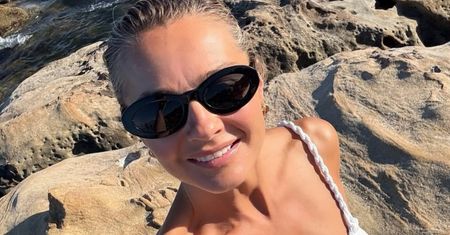 Socha pokazała się fanom w białym bikini. Pod zdjęciem same zachwyty