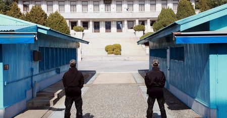 Działo się we wtorek w nocy. Południowokoreańska armia oddała strzały ostrzegawcze