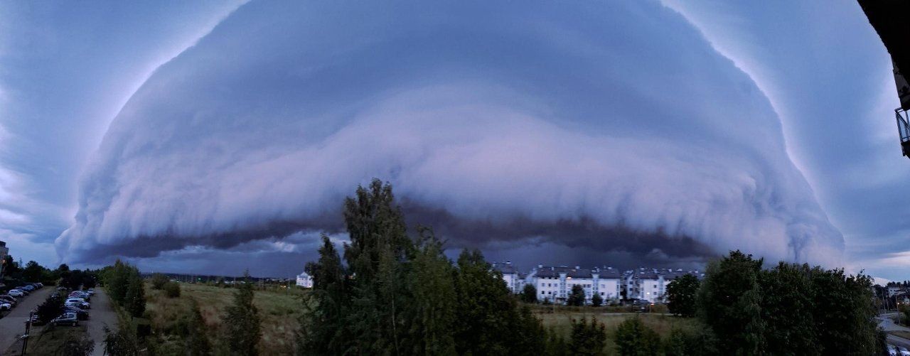 Wał szkwałowy nad Gdańskiem
