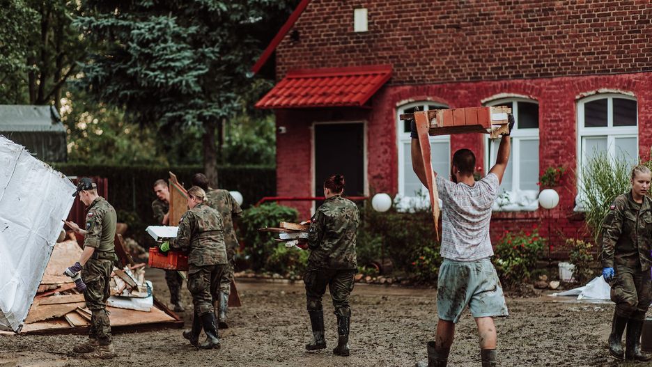 Powódź zalała schronisko w Konradowej