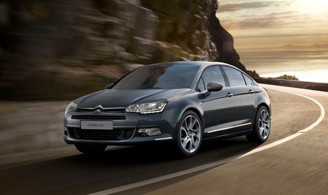 Citroen C5 i C8: zmiany stylistyczne i nowe wyposażenie