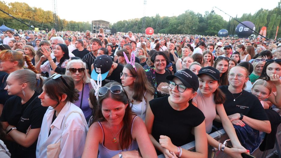 Lato z Radiem i TVP już w ten weekend na Stadionie Śląskim. Trwa budowa sceny