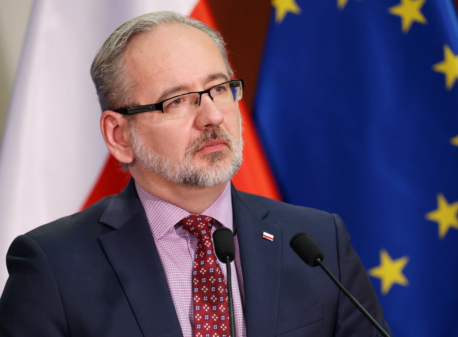 Rząd podjął niedawno decyzję o skróceniu czasu izolacji. Teraz wyśle SMS-y. 