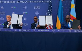 Podpisali porozumienie przy Trumpie. Padają oskarżenia