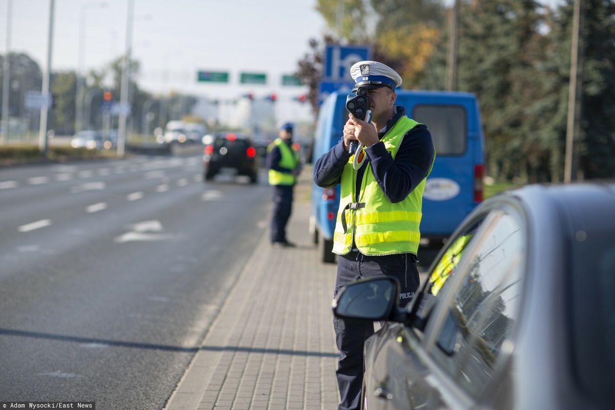 policja, kontrole drogowe, akcja prędkość Policjanci ostrzegają. Grupy SPEED wyjadą na ulice