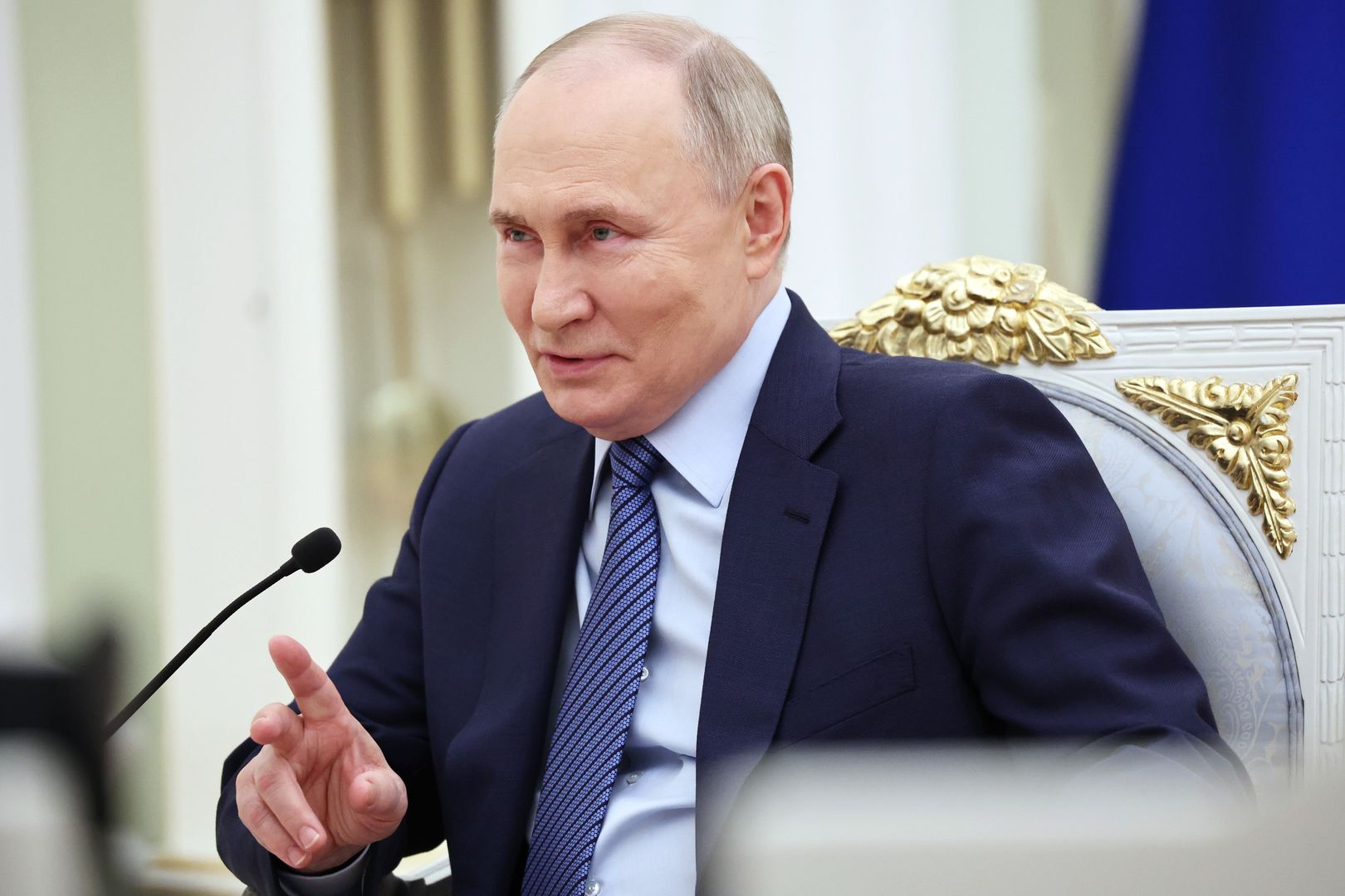 Russian President Vladimir Putin meets with winners of the Leaders of Russia national management competition at the Kremlin in Moscow, Russia, 12 March 2024. EPA/SERGEI SAVOSTYANOV/SPUTNIK/KREMLIN POOL MANDATORY CREDIT Dostawca: PAP/EPA.