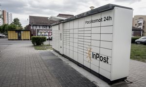 Nowa inicjatywa InPostu. Firma Rafała Brzoski montuje defibrylatory przy Paczkomatach