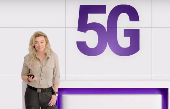 W kampanii Play z Martyną Wojciechowską „nadchodzi sieć 5G” (wideo)