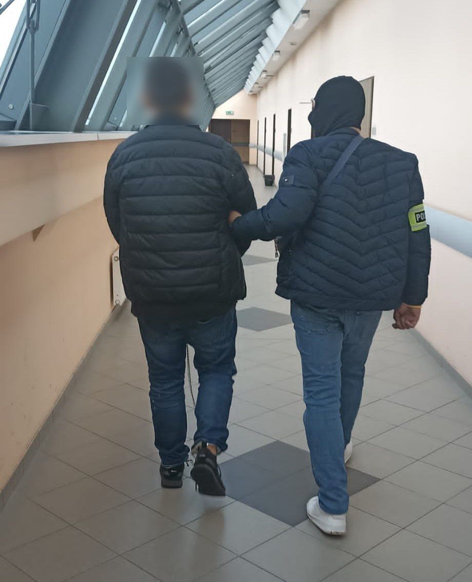 Poznań: Złodziej samochodów zatrzymany "na gorącym uczynku"