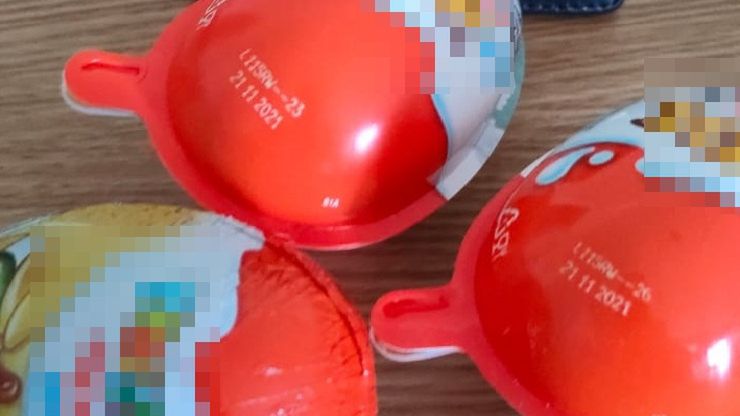 Legnica. 30-latek kradł czekoladowe jajka. Zanim wpadł, zdążył zjeść część z nich