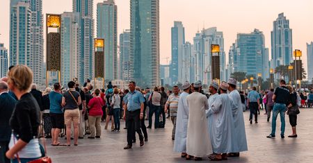 Influencerzy boją się wracać z Dubaju. Dostaną rachunek, nawet 5 mln funtów