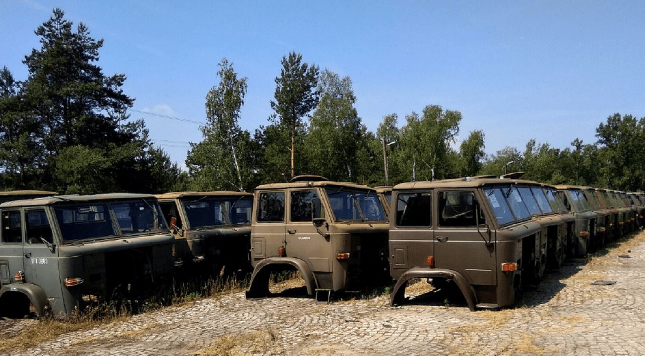 Wojsko wyprzedaje sprzęt. Na przetarg trafią m.in. Honkery, Stary, Tarpany i auta osobowe