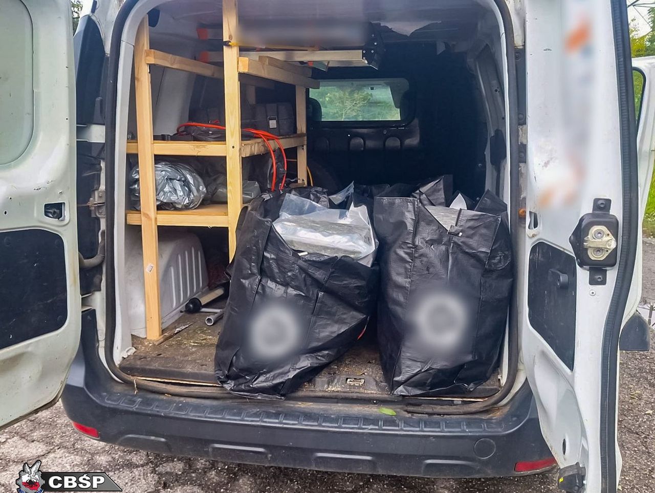 CBŚP zatrzymało recydywistę z towarem za 1,5 miliona złotych