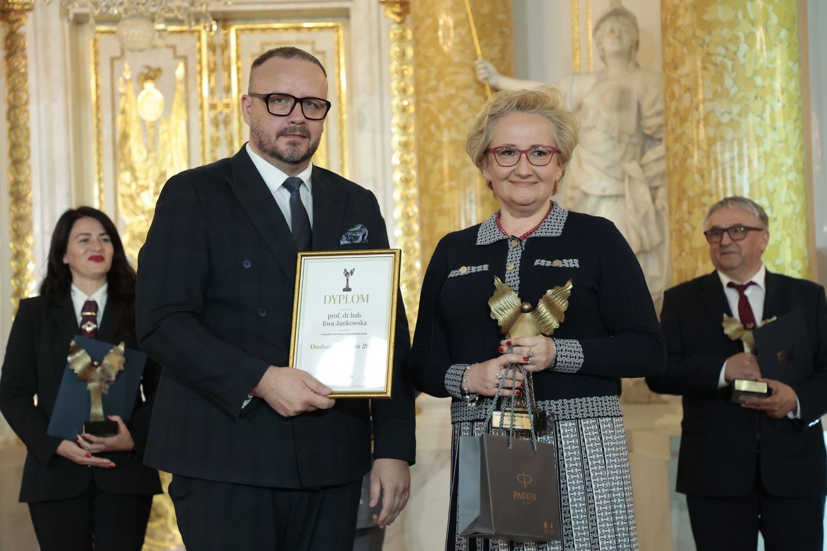 Prof. Ewa Jankowska: Praca w dużej mierze ma działanie dobroczynne dla naszego zdrowia