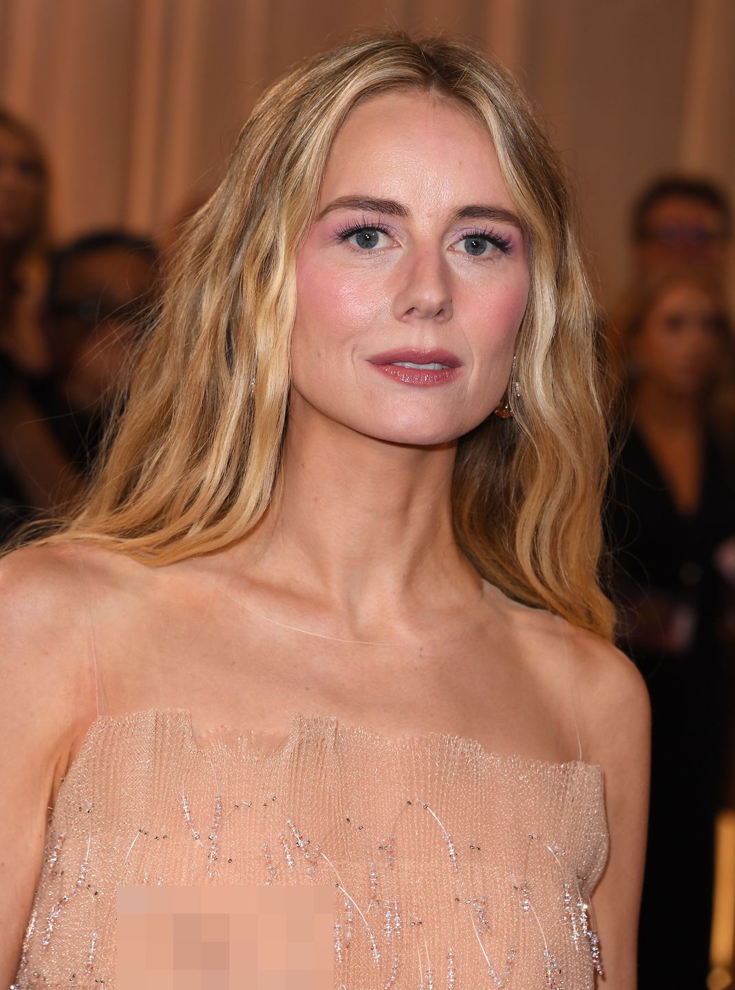 Justine Lupe na gali rozdania Złotych Globów