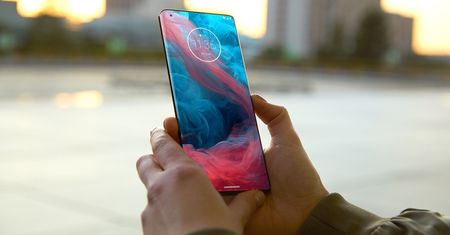 Motorola edge - na razie dla nas tylko ten „tańszy” wariant - jego najważniejsze cechy